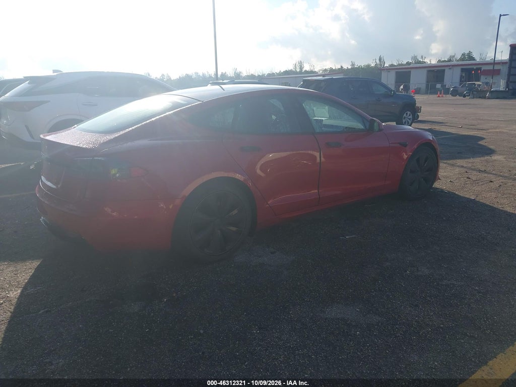 Tesla Model S 2021