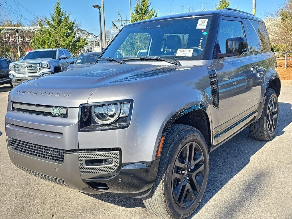 Land Rover Defender 2022