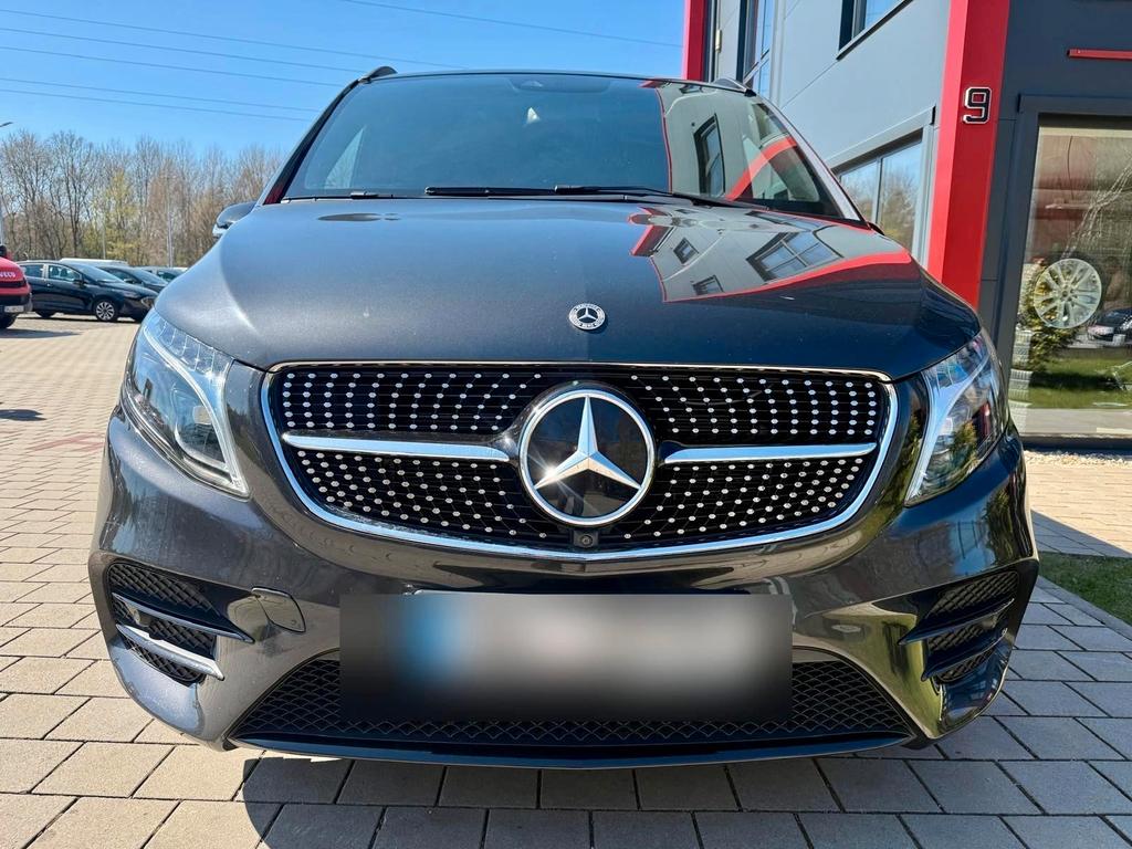 Mercedes-Benz V 300 2023