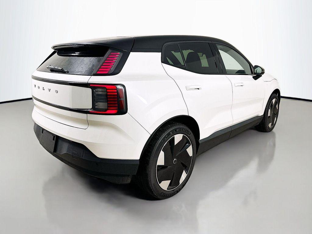 Volvo EX30 2026