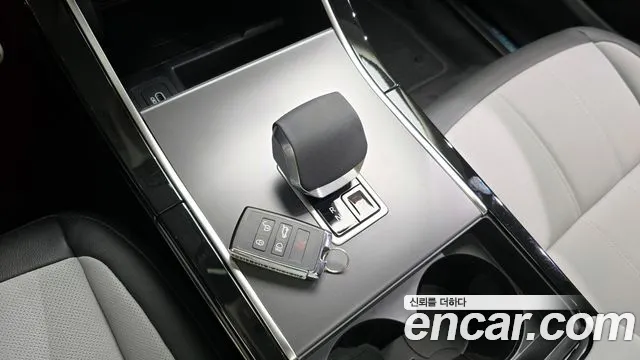 Land Rover Range Rover Evoque 2025