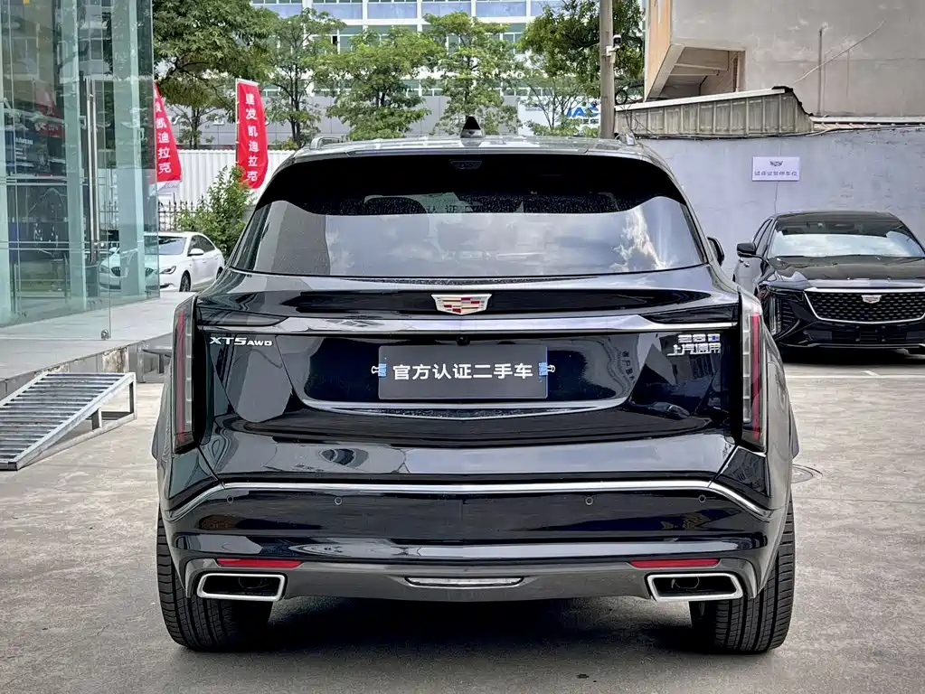 Cadillac XT5 2024