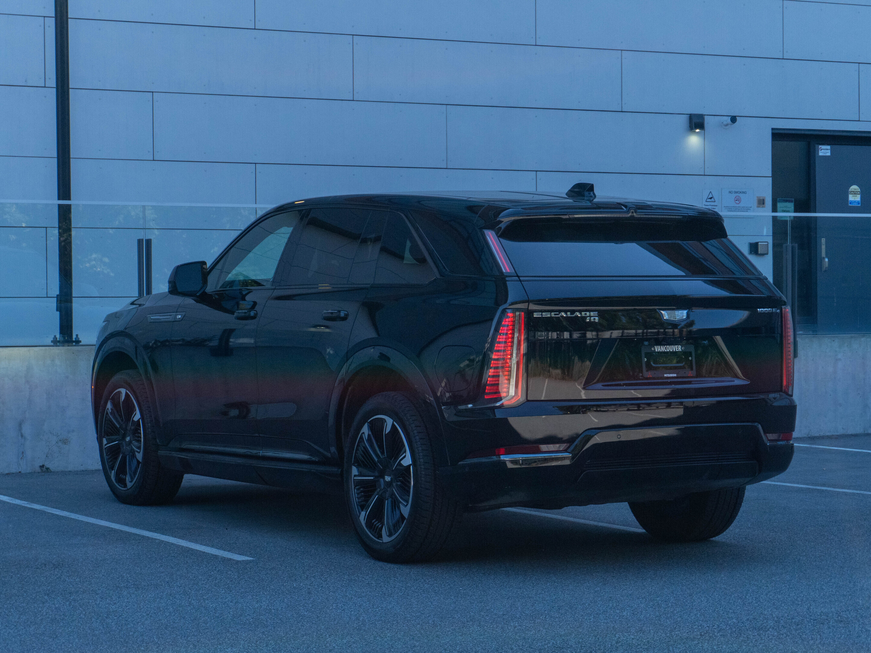Cadillac Escalade iQ 2025