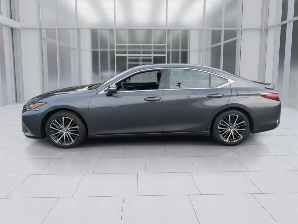 Lexus ES 2024