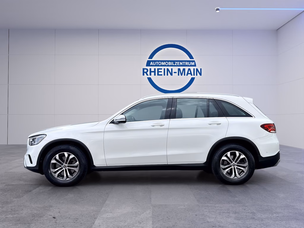 Mercedes-Benz GLC 200 2021