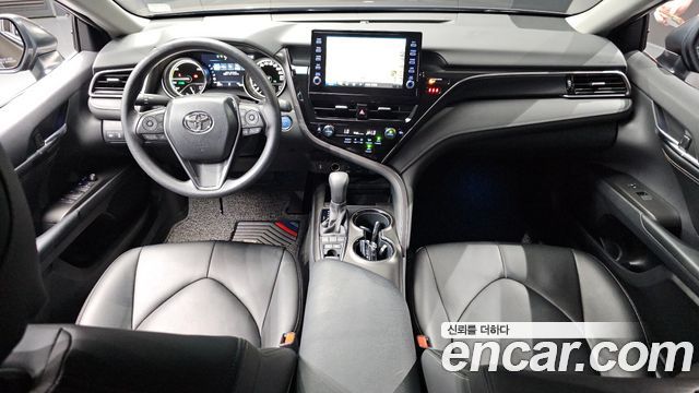 Toyota Camry 2024