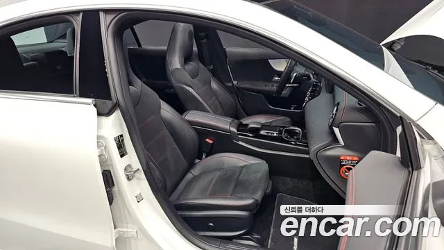 Mercedes-Benz CLA 2023