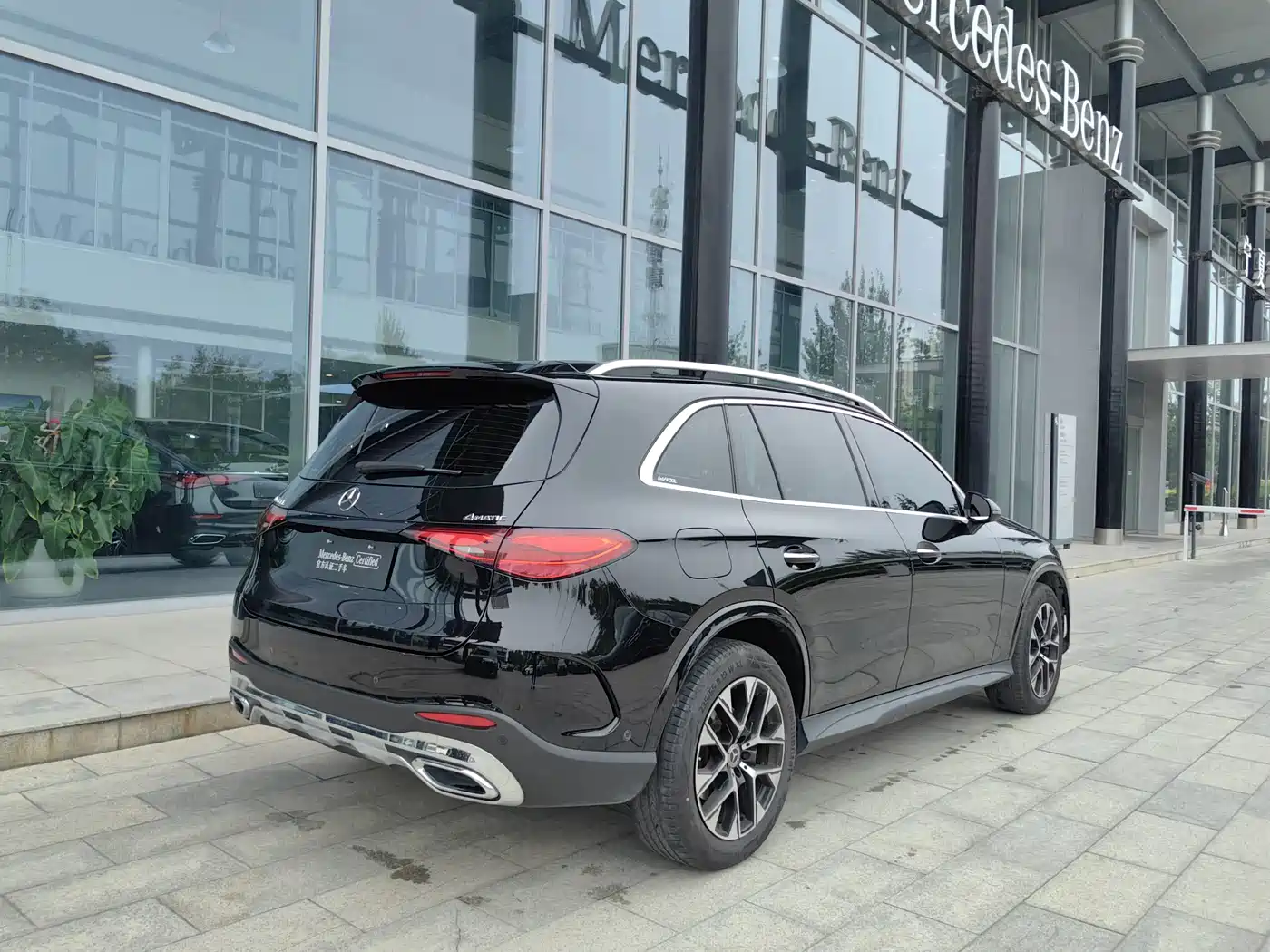 Mercedes-Benz GLC 2024
