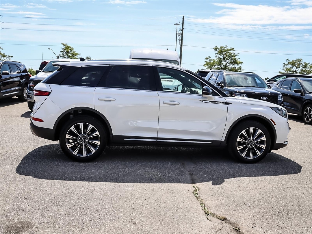 Lincoln Corsair 2021