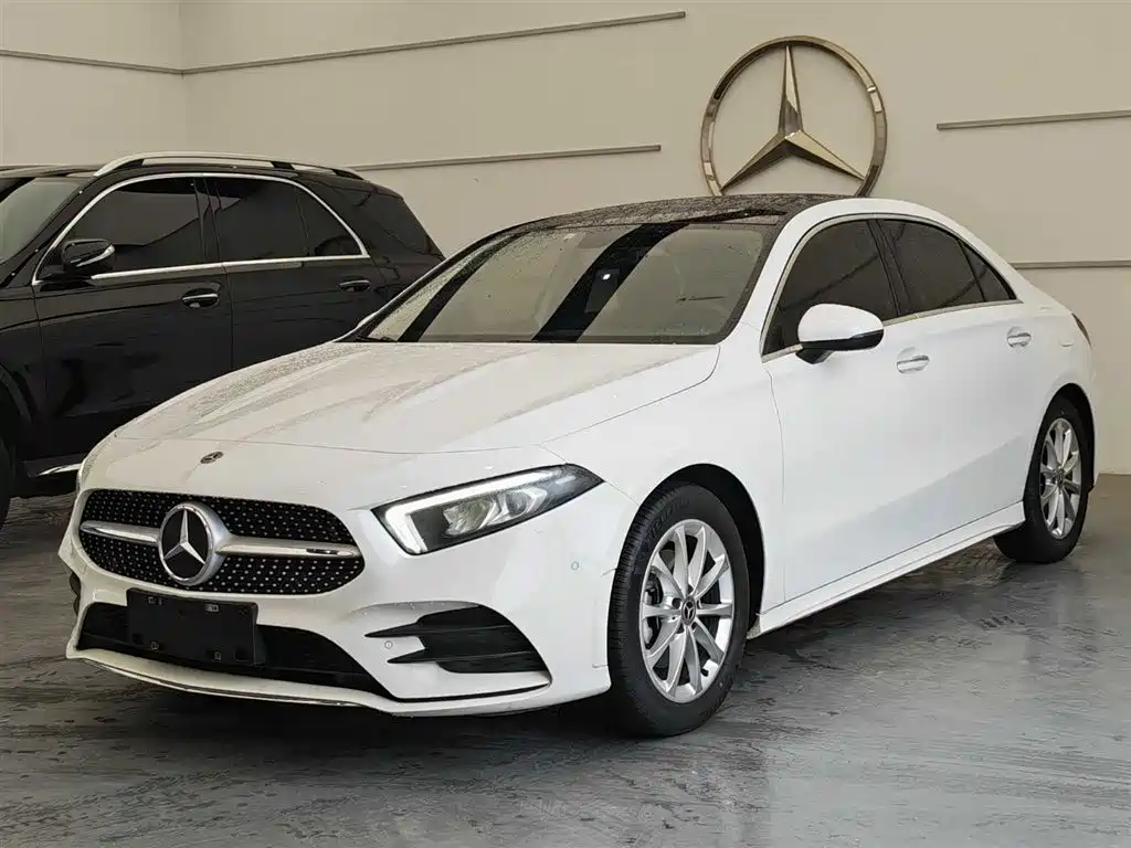 Mercedes-Benz A-Класс 2021
