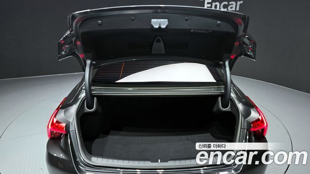Kia K8 2021