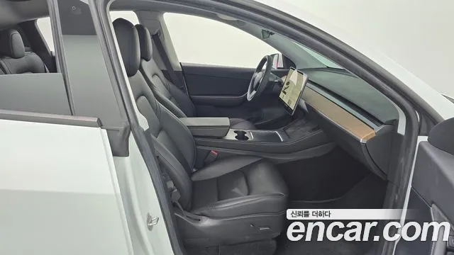 Tesla Model Y 2021