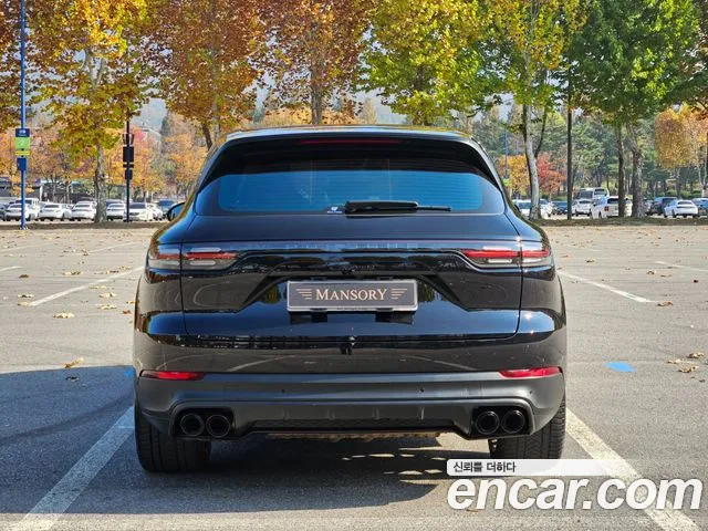 Porsche Cayenne 2022