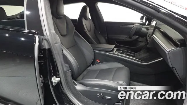 Tesla Model S 2023
