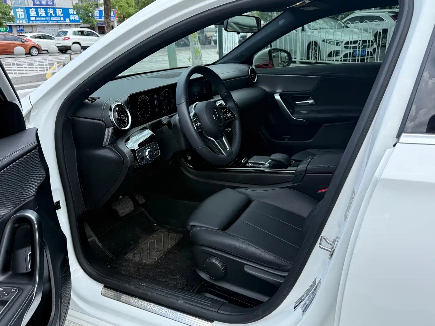 Mercedes-Benz A-Класс 2023