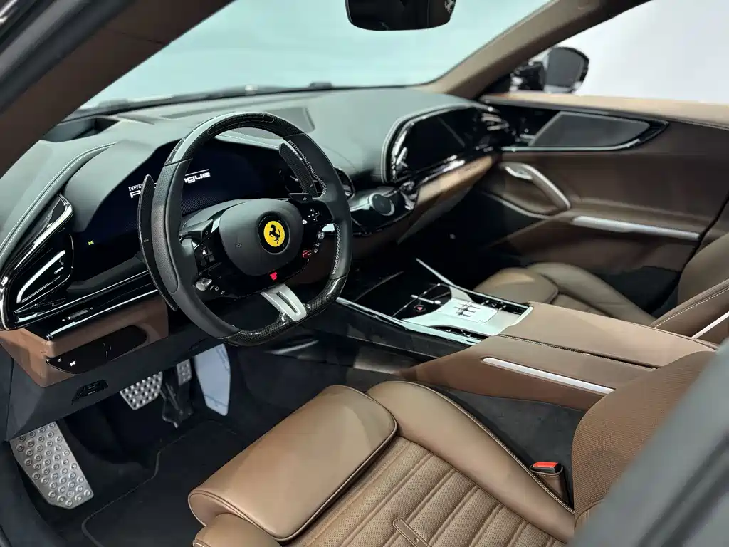 Ferrari Purosangue 2025