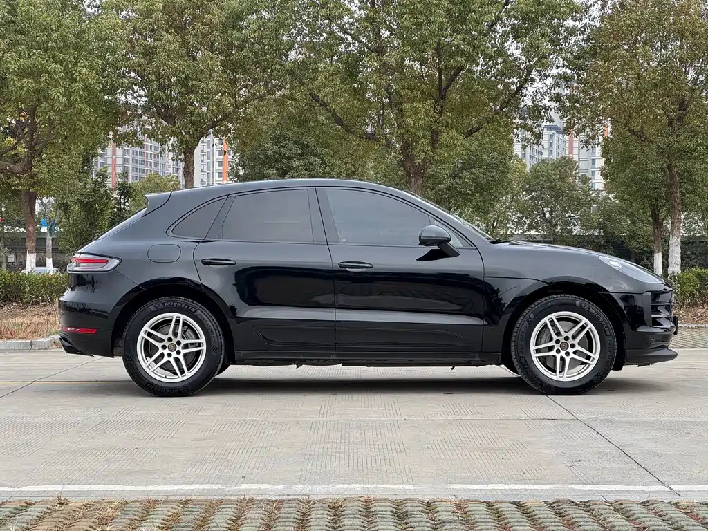 Porsche Macan 2020