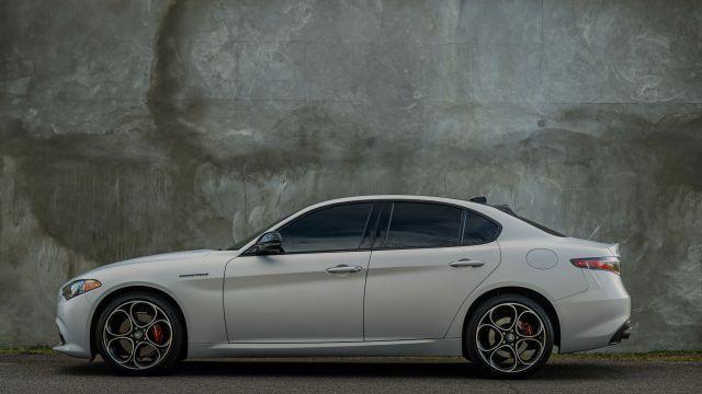 Alfa Romeo Giulia 2024