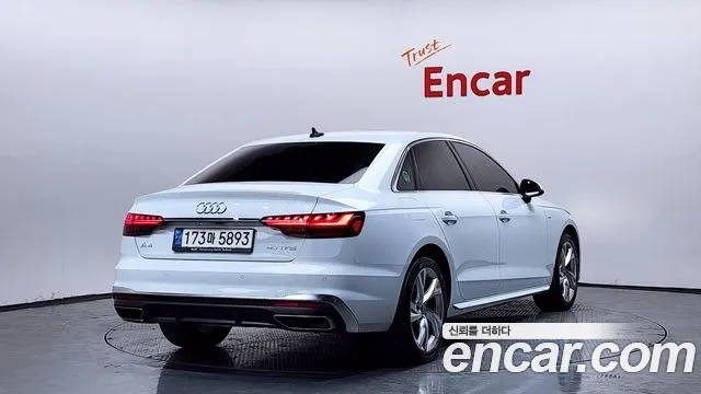 Audi A4 2021