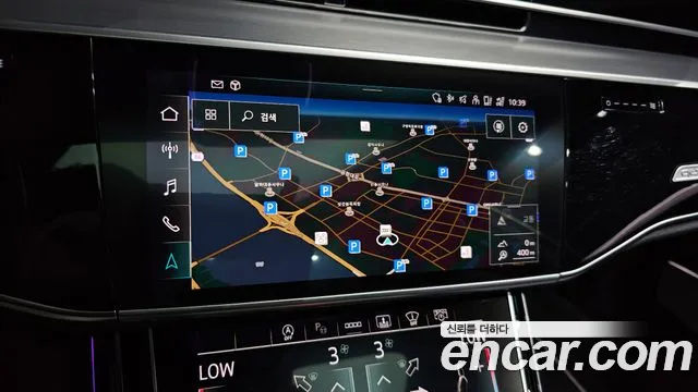 Audi A8 2021