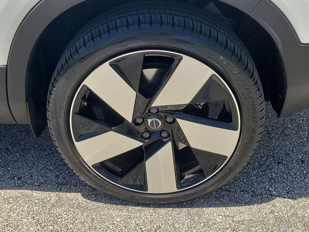 Volvo C40 2023