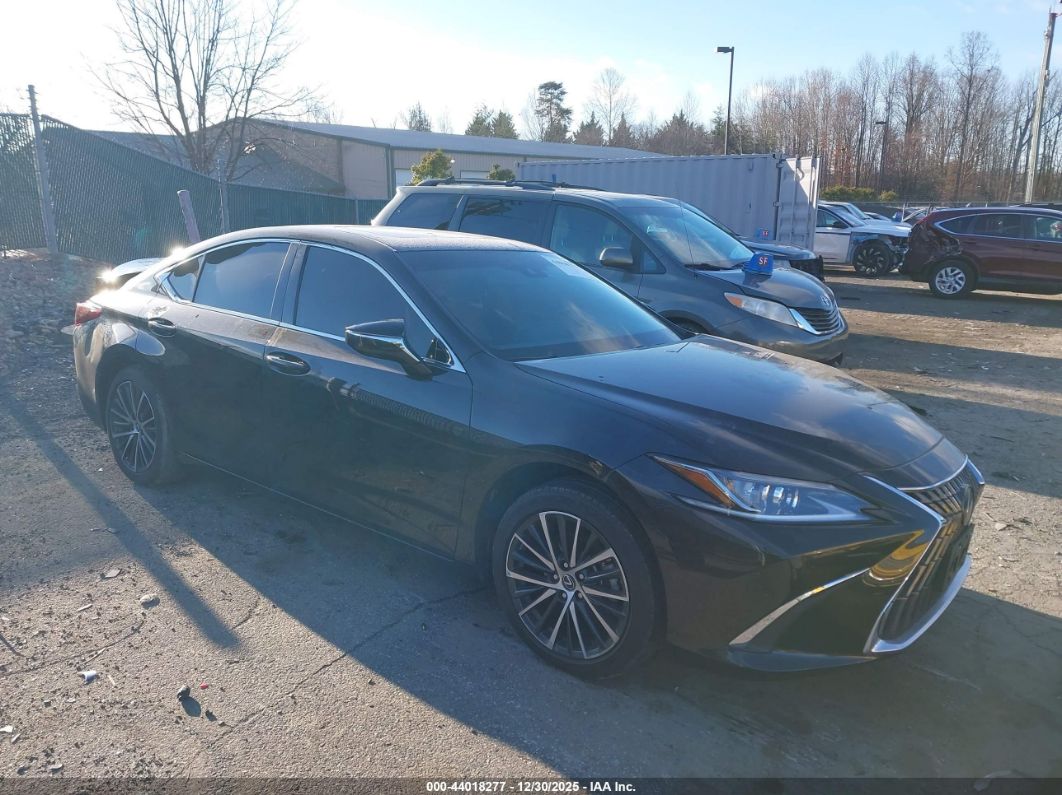 Lexus ES 2024