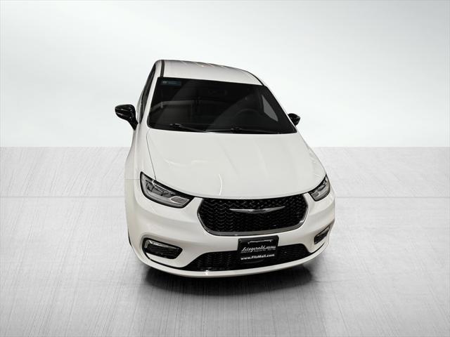 Chrysler Pacifica 2024