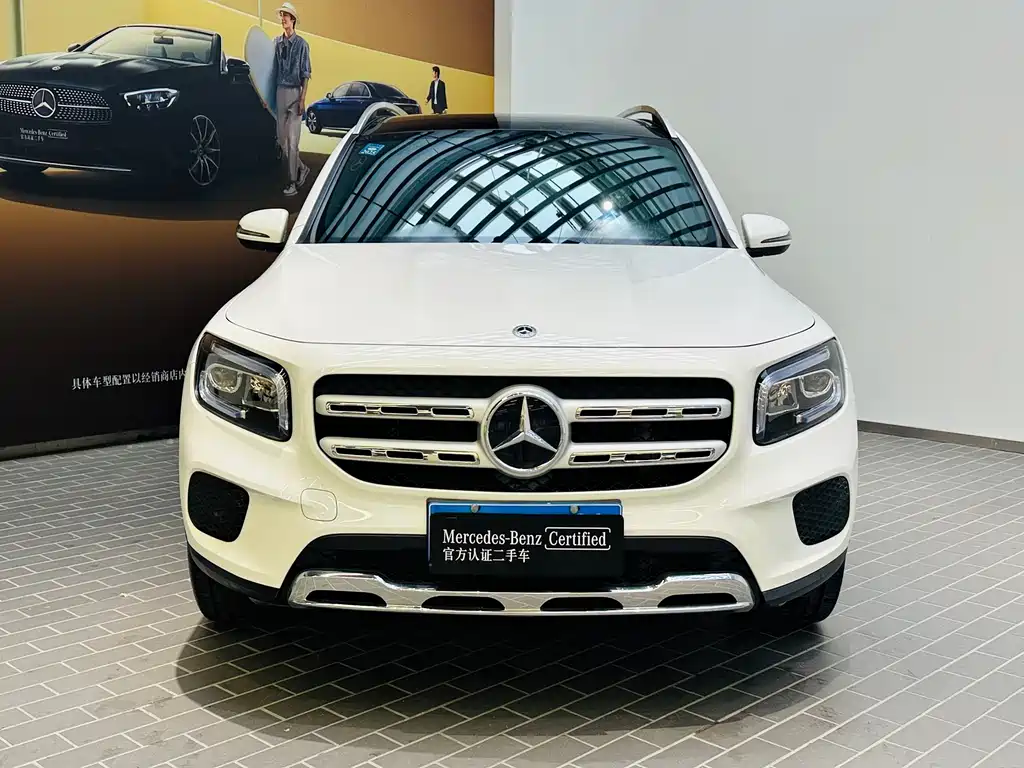 Mercedes-Benz GLB 2023