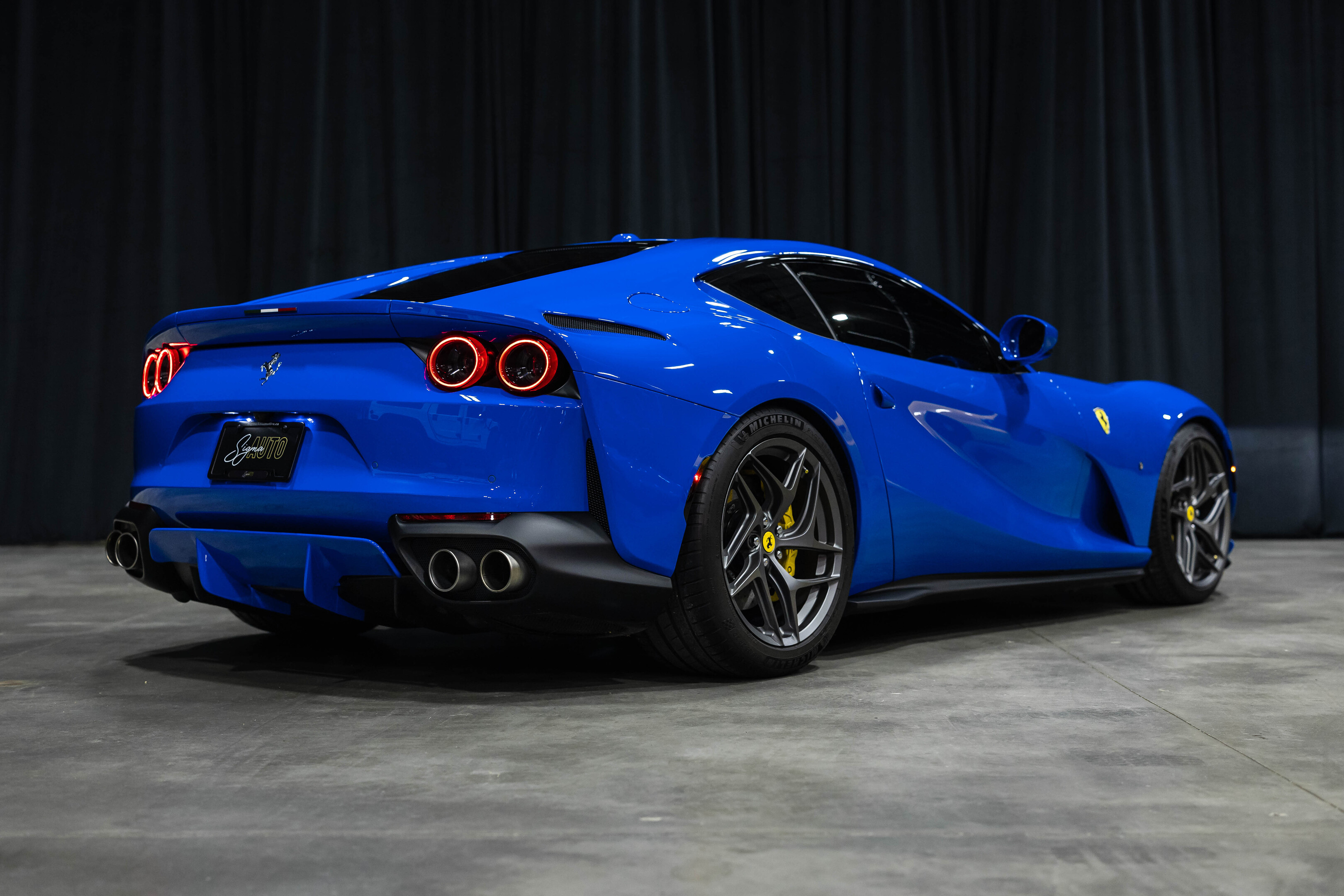 Ferrari 812 2020