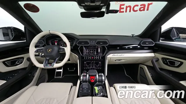 Lamborghini Urus 2024
