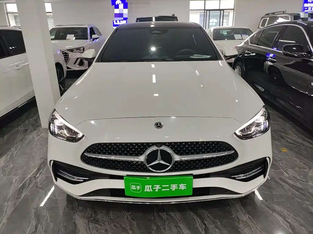 Mercedes-Benz C-Класс 2025