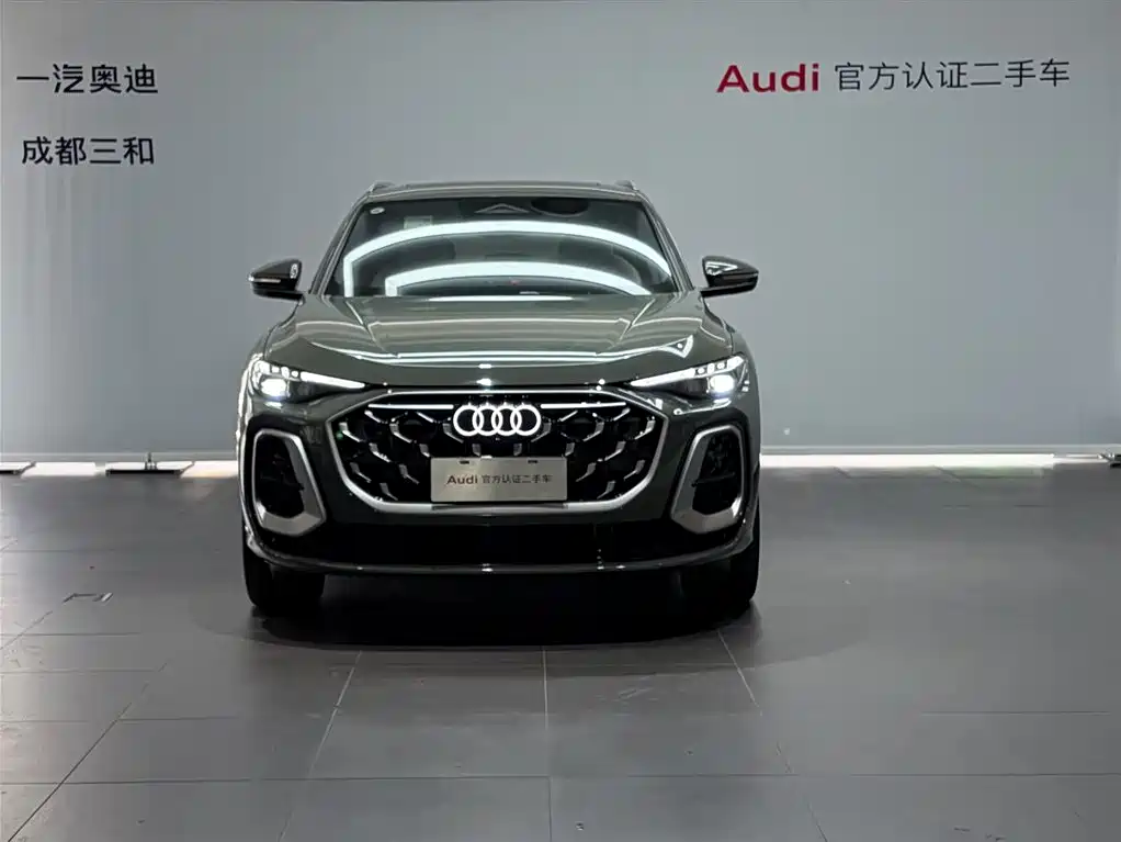 Audi Q5 2025