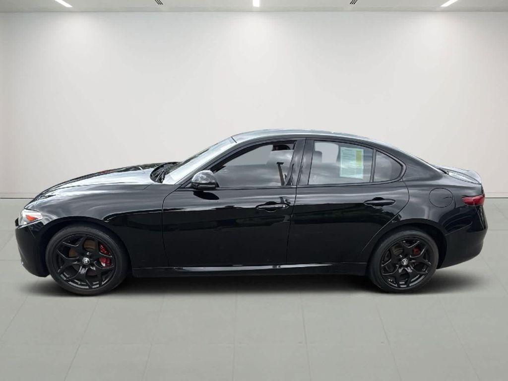 Alfa Romeo Giulia 2021