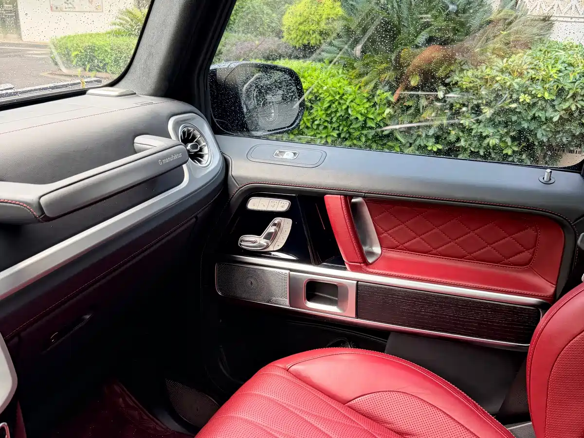 Mercedes-Benz G-Класс 2023