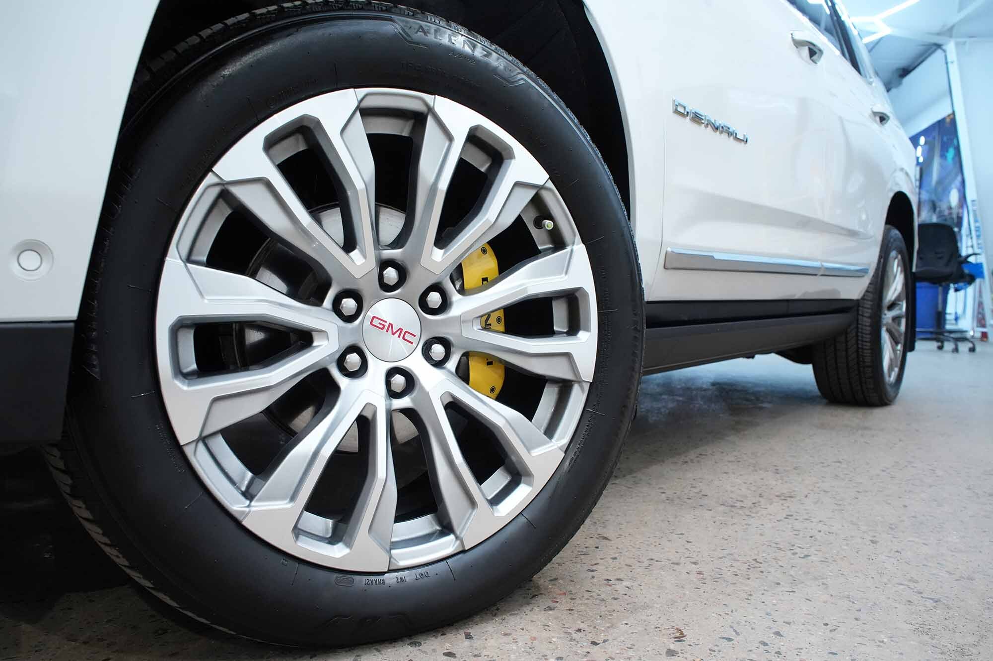 GMC Yukon 2023