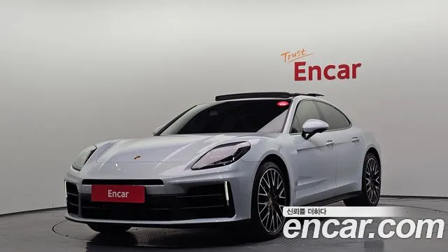 Porsche Panamera 2024