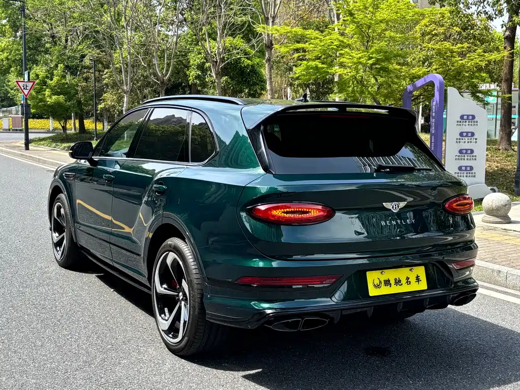 Bentley Bentayga 2024