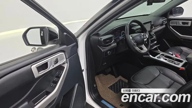 Ford Explorer 2023