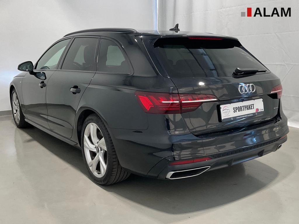 Audi A4 2022