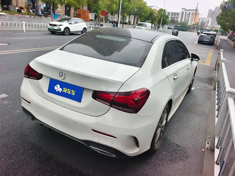 Mercedes-Benz A-Класс 2022