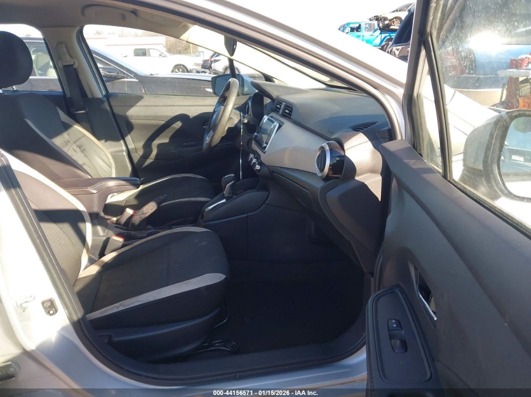 Nissan Versa 2021