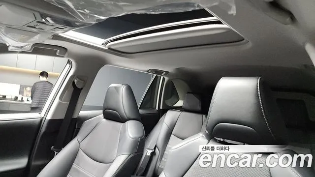Toyota RAV4 2025
