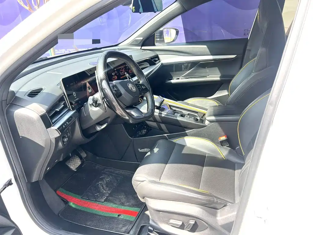 MG MG5 2022