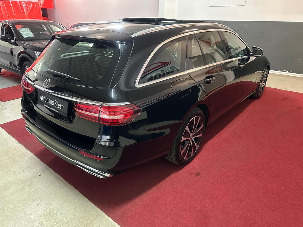 Mercedes-Benz E 300 2021