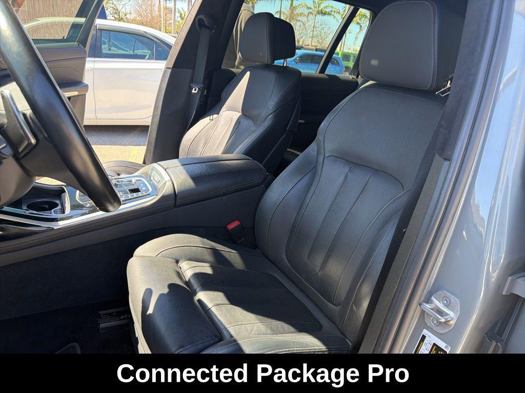 BMW X7 2022
