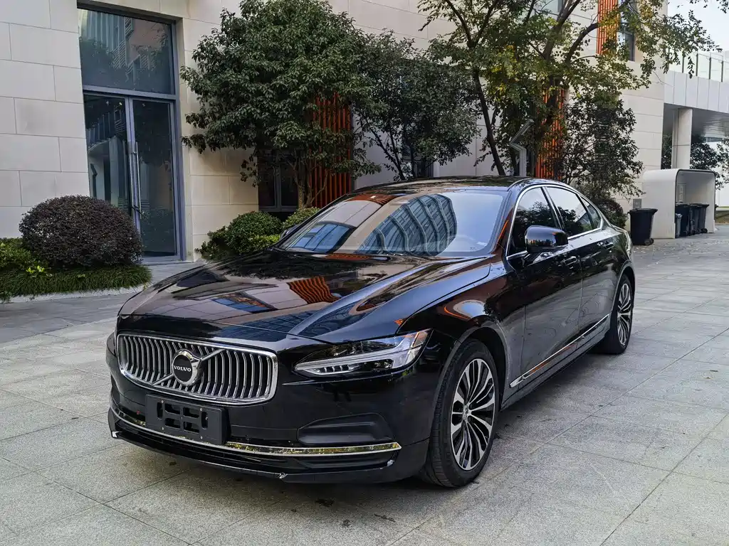 Volvo S90 2024