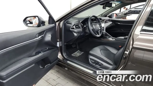 Toyota Camry 2020