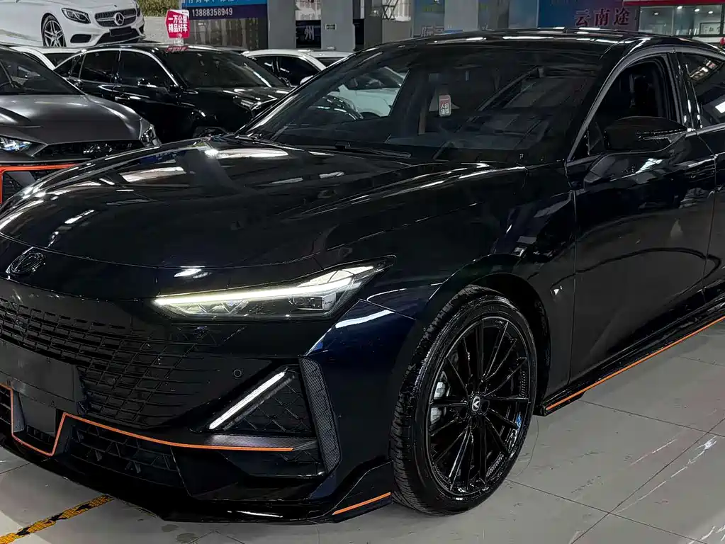 Changan UNI-V 2022