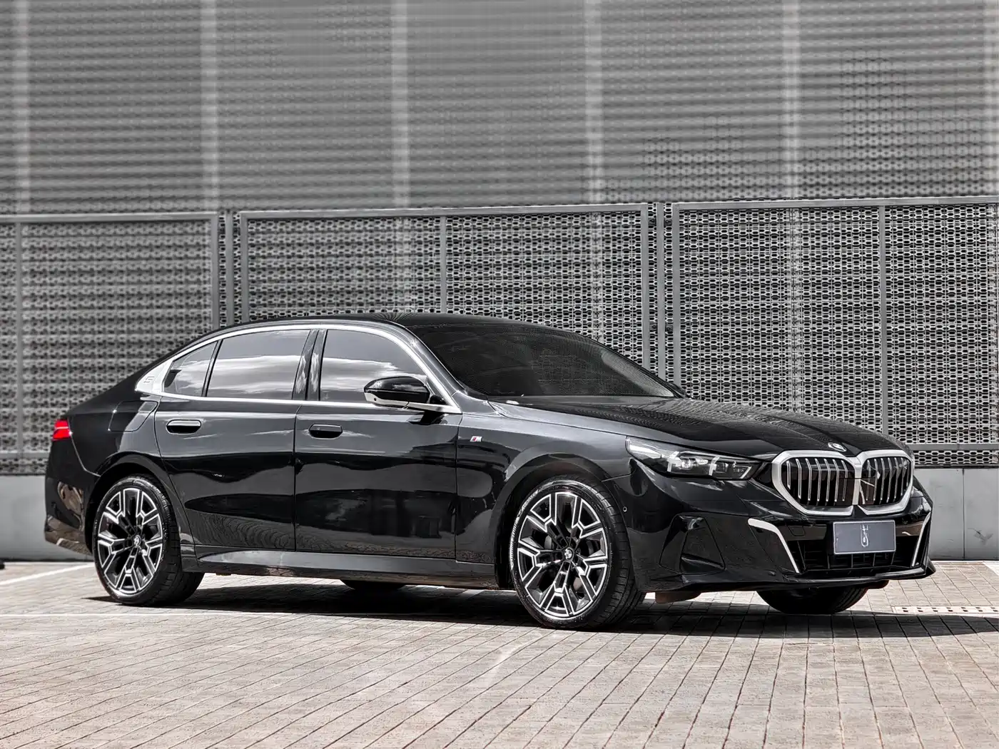 BMW 5 серии 2025