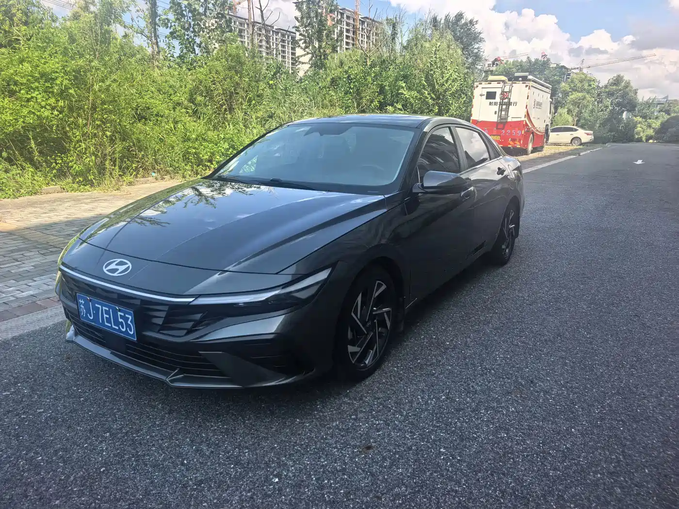 Hyundai Elantra 2023
